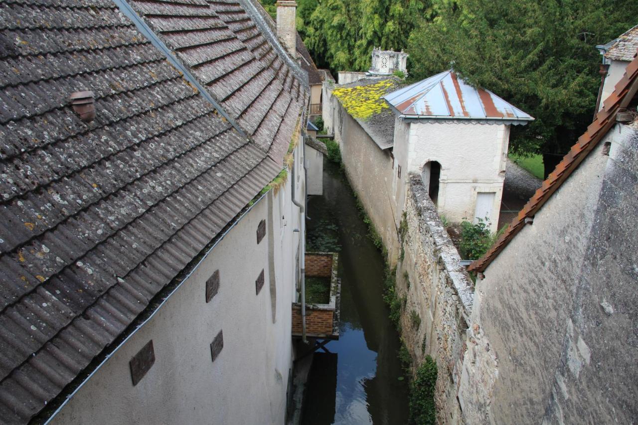 Gîte le Moulin Mezieres-en-Brenne Exterior foto